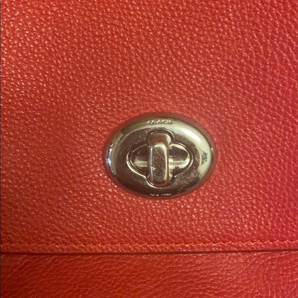 👜👜Red Coach Purse - Picture 2 of 7